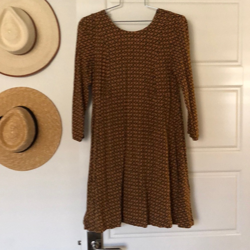 H&M, size 4, long sleeve, printed mini dress.